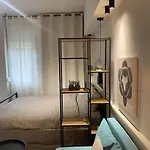 E2g Urban With Balcony Daire *